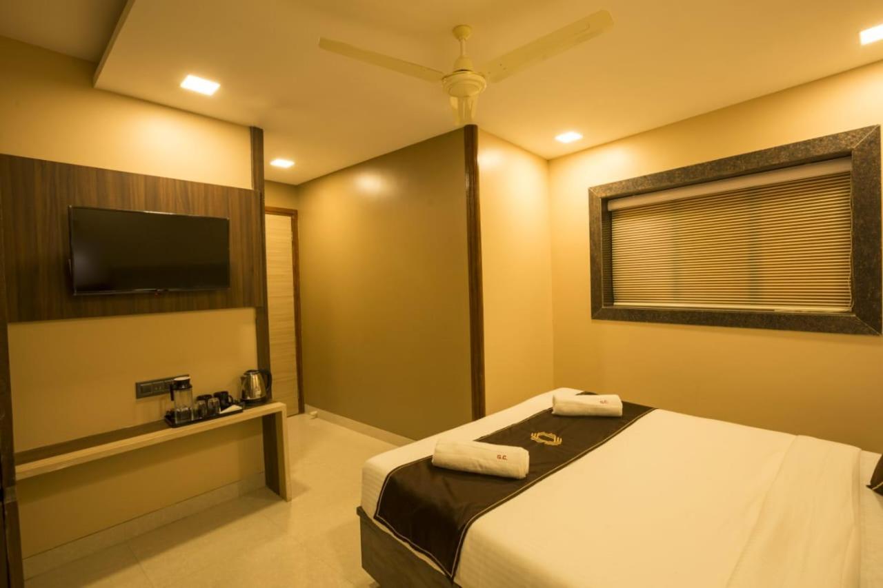 Hotel Golden Crown Bombaim Exterior foto