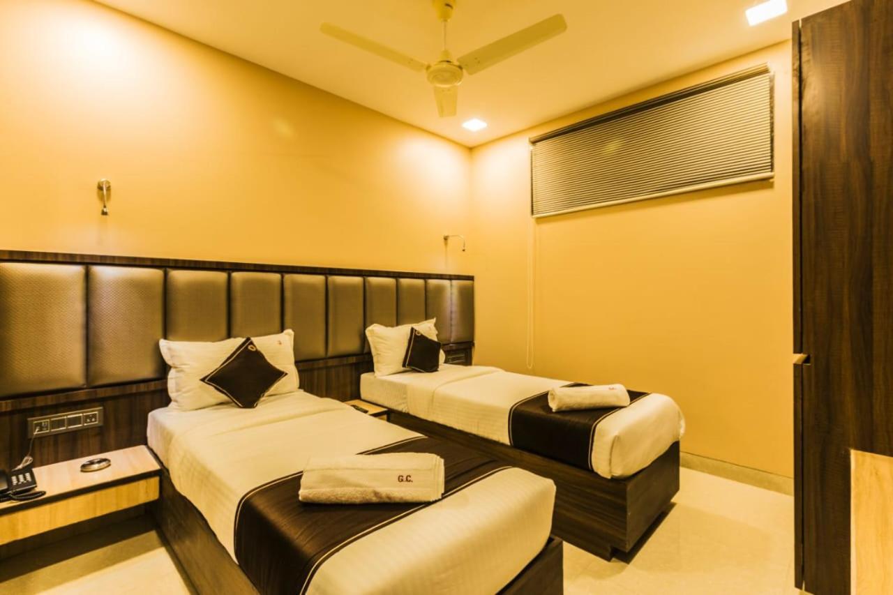 Hotel Golden Crown Bombaim Exterior foto